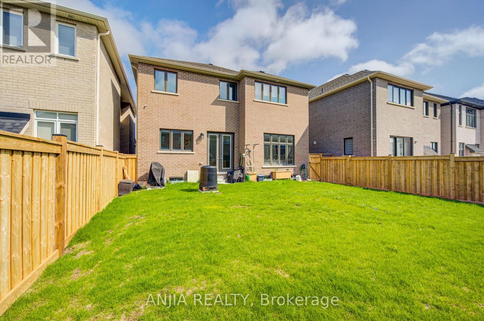 23 Hearthwood Gate, Whitchurch-Stouffville, Ontario  L4A 4X1 - Photo 45 - N13110204