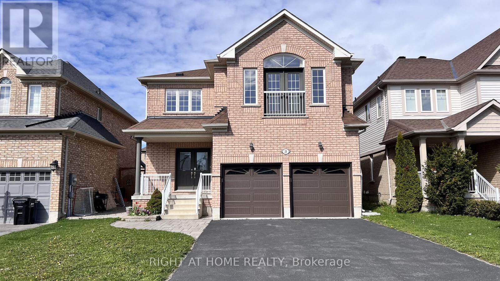 20 CHARLEMAGNE AVENUE, Barrie, Ontario