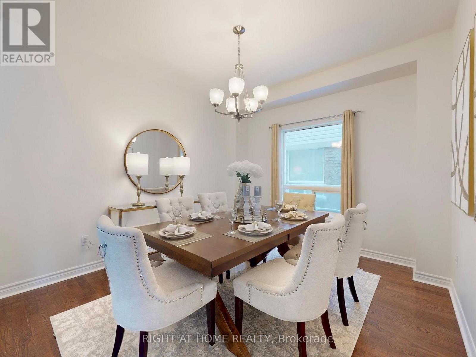 20 Charlemagne Avenue, Barrie, Ontario  L4M 0A7 - Photo 12 - S13110080