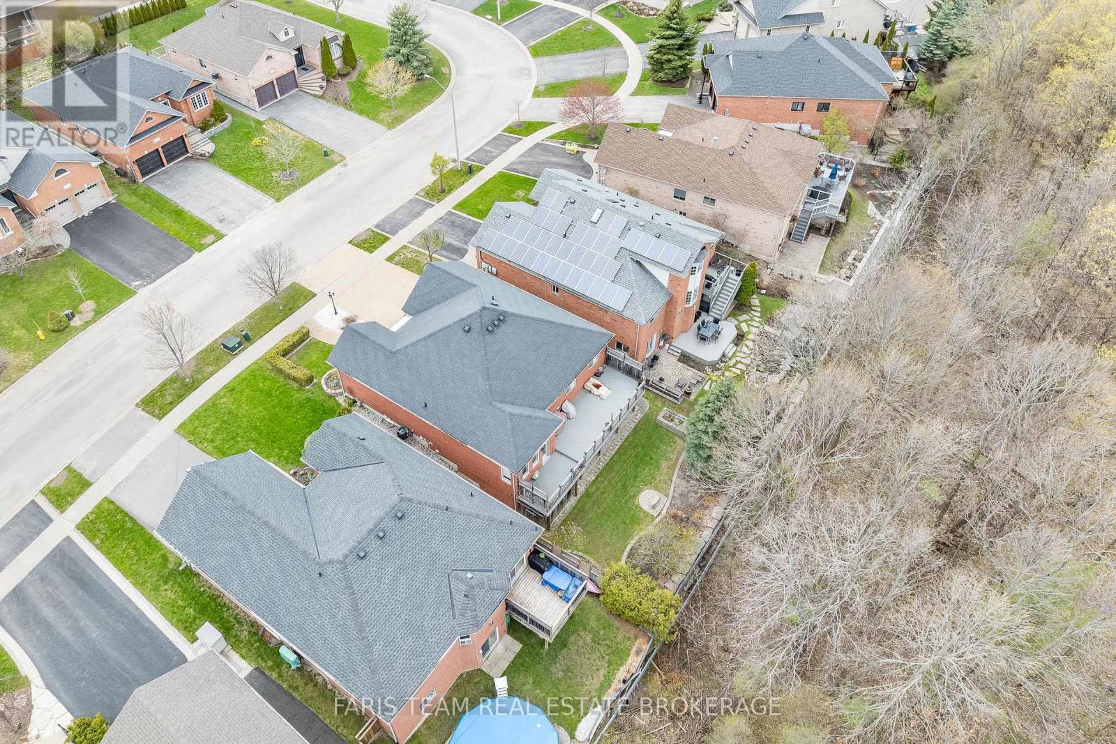56 Edwards Drive, Barrie, Ontario  L4N 9K8 - Photo 38 - S13110110