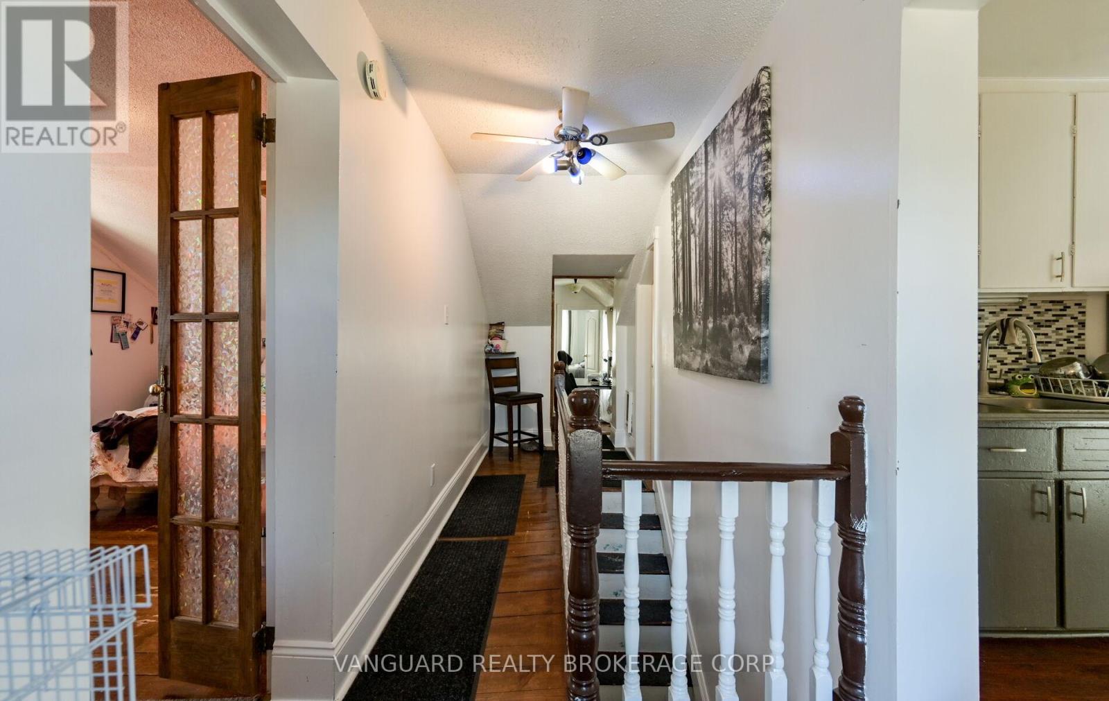 103 Mulcaster Street, Barrie, Ontario  L4M 3M7 - Photo 10 - S13110124