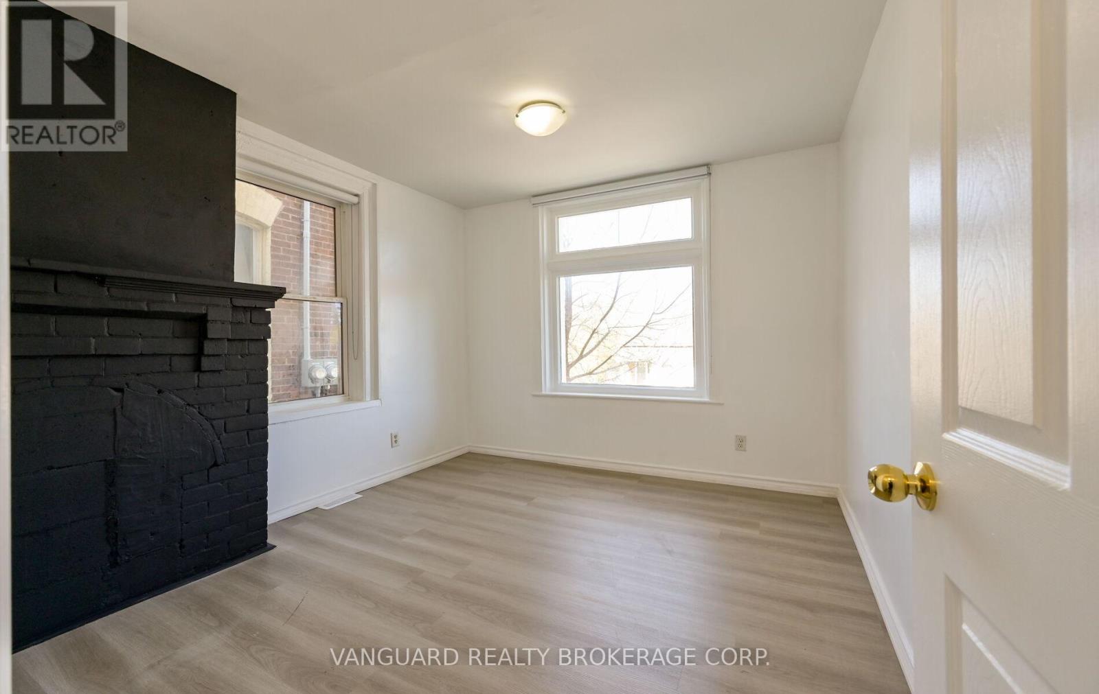103 Mulcaster Street, Barrie, Ontario  L4M 3M7 - Photo 45 - S13110124