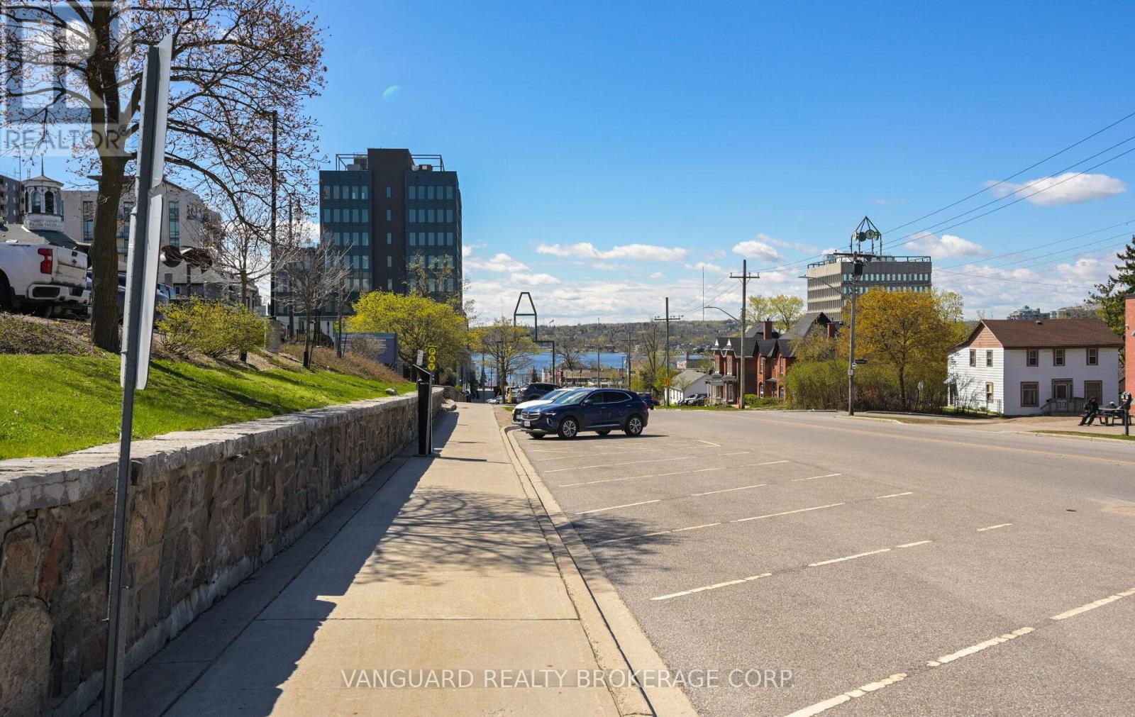 103 Mulcaster Street, Barrie, Ontario  L4M 3M7 - Photo 50 - S13110124