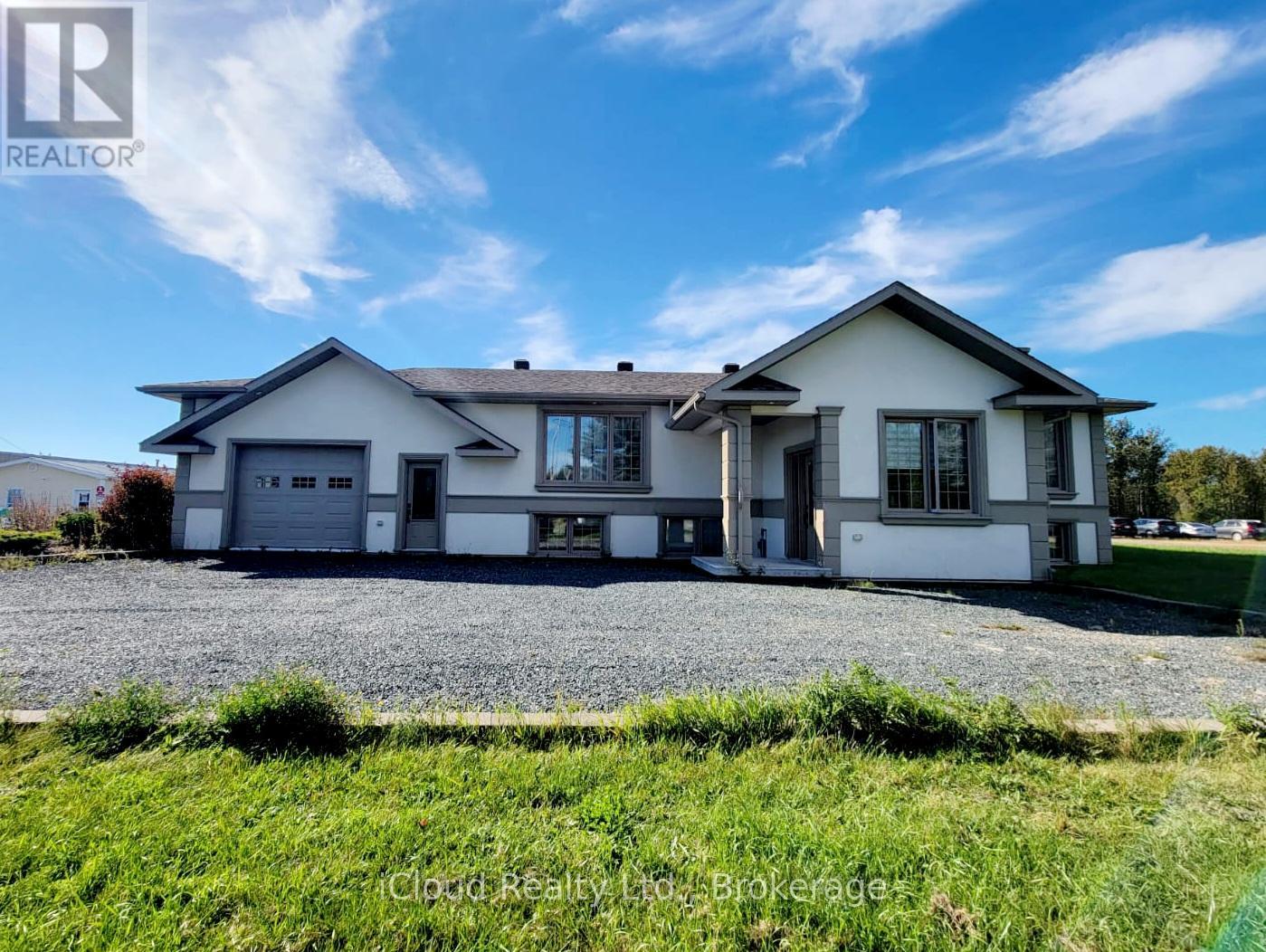 364 Hwy 11 W, Cochrane, Ontario  P0L 1C0 - Photo 3 - T13110100
