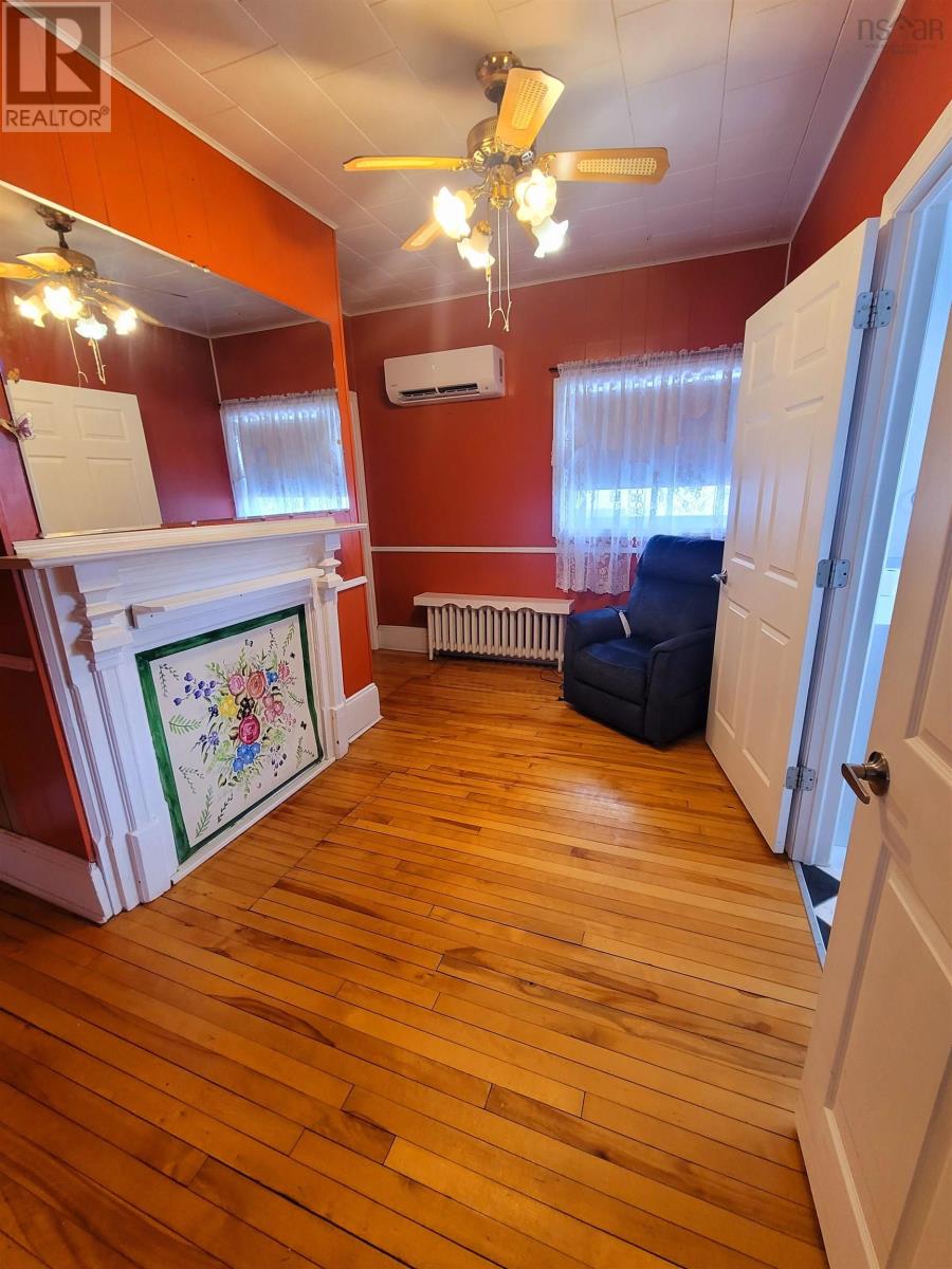 25 Shepard Lane, Glace Bay, Nova Scotia  B1A 1Z9 - Photo 11 - 202604134