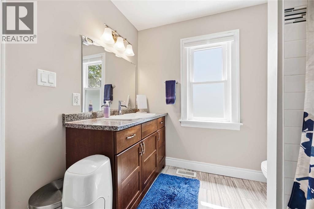 827 London Road, Sarnia, Ontario  N7T 4X7 - Photo 20 - 26010095