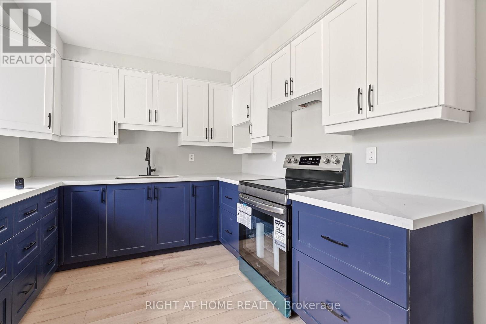 204 Jasper Street, Milton, Ontario  L9T 1T5 - Photo 6 - W13110086