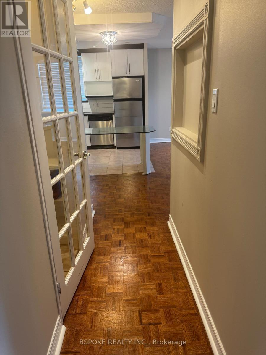 1601 - 3559 Eglinton Avenue W, Toronto, Ontario  M6M 5C6 - Photo 10 - W13110122