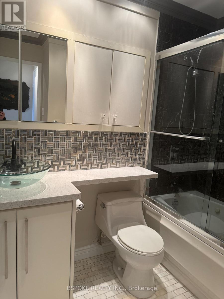 1601 - 3559 Eglinton Avenue W, Toronto, Ontario  M6M 5C6 - Photo 6 - W13110122