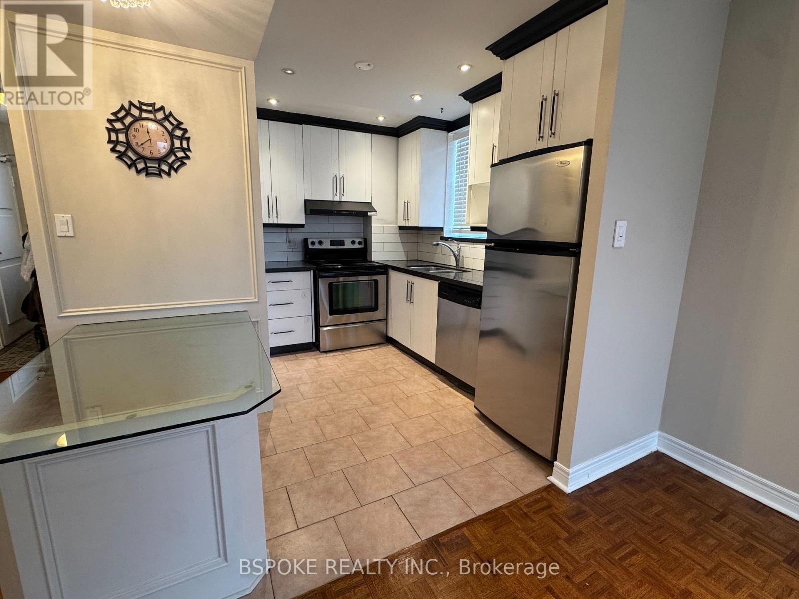 1601 - 3559 Eglinton Avenue W, Toronto, Ontario  M6M 5C6 - Photo 7 - W13110122