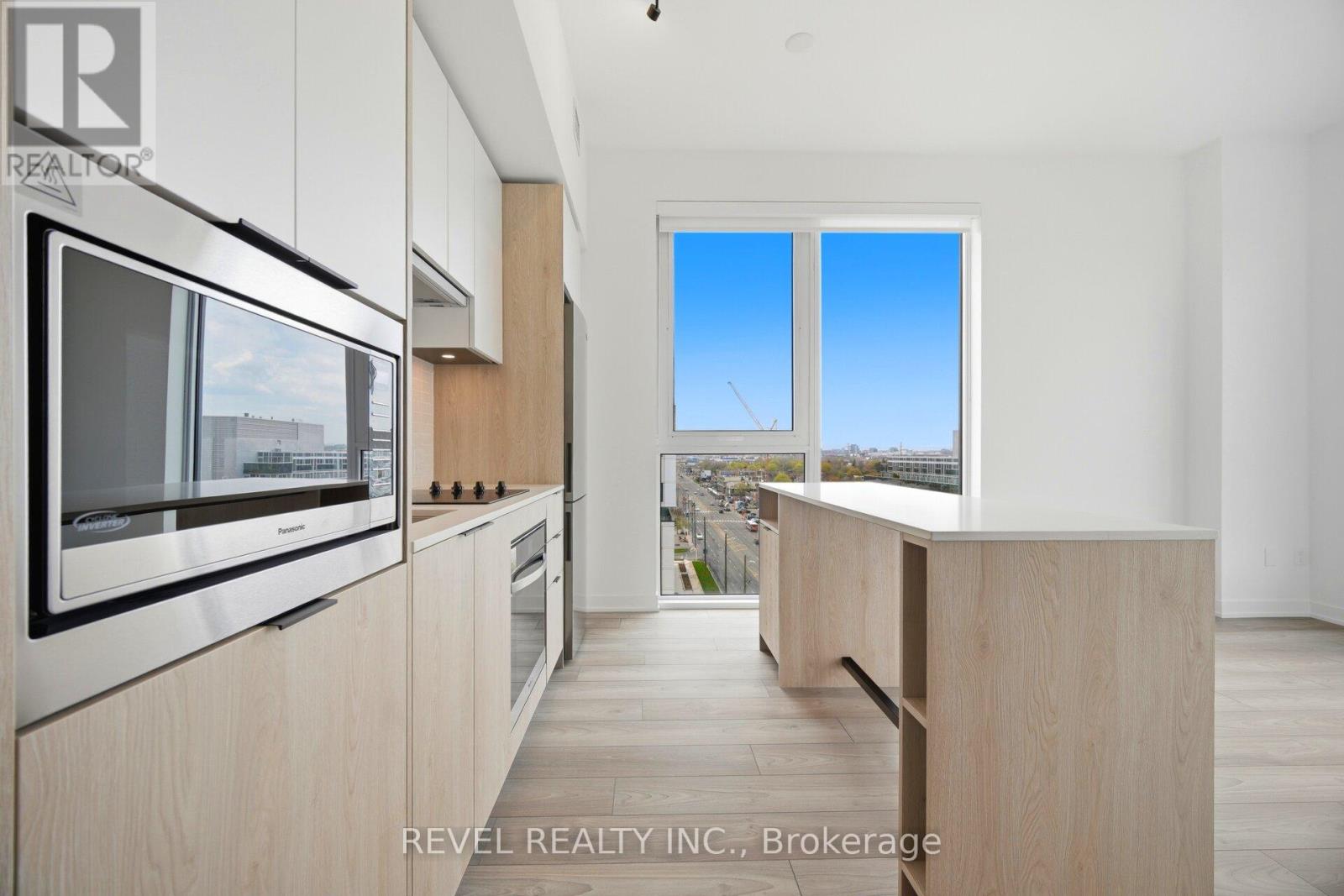 921 - 1007 The Queensway Street, Toronto, Ontario  M8Z 0H4 - Photo 10 - W13110136