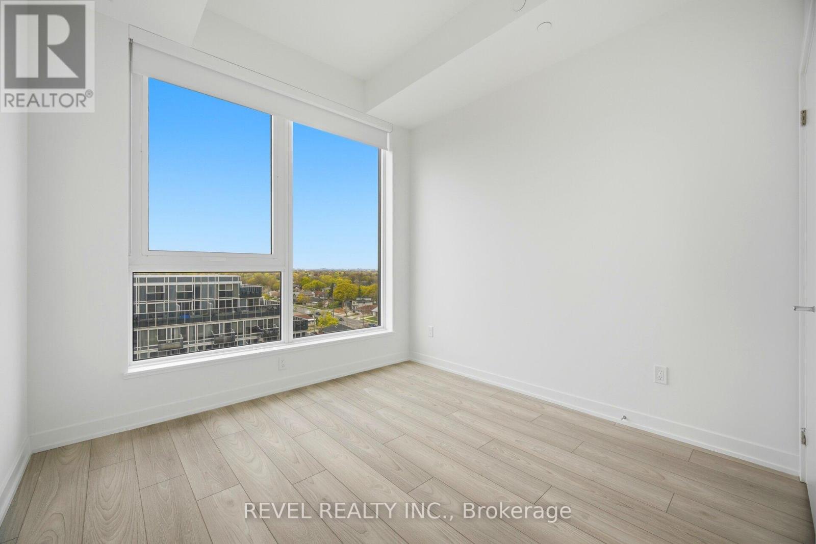921 - 1007 The Queensway Street, Toronto, Ontario  M8Z 0H4 - Photo 15 - W13110136