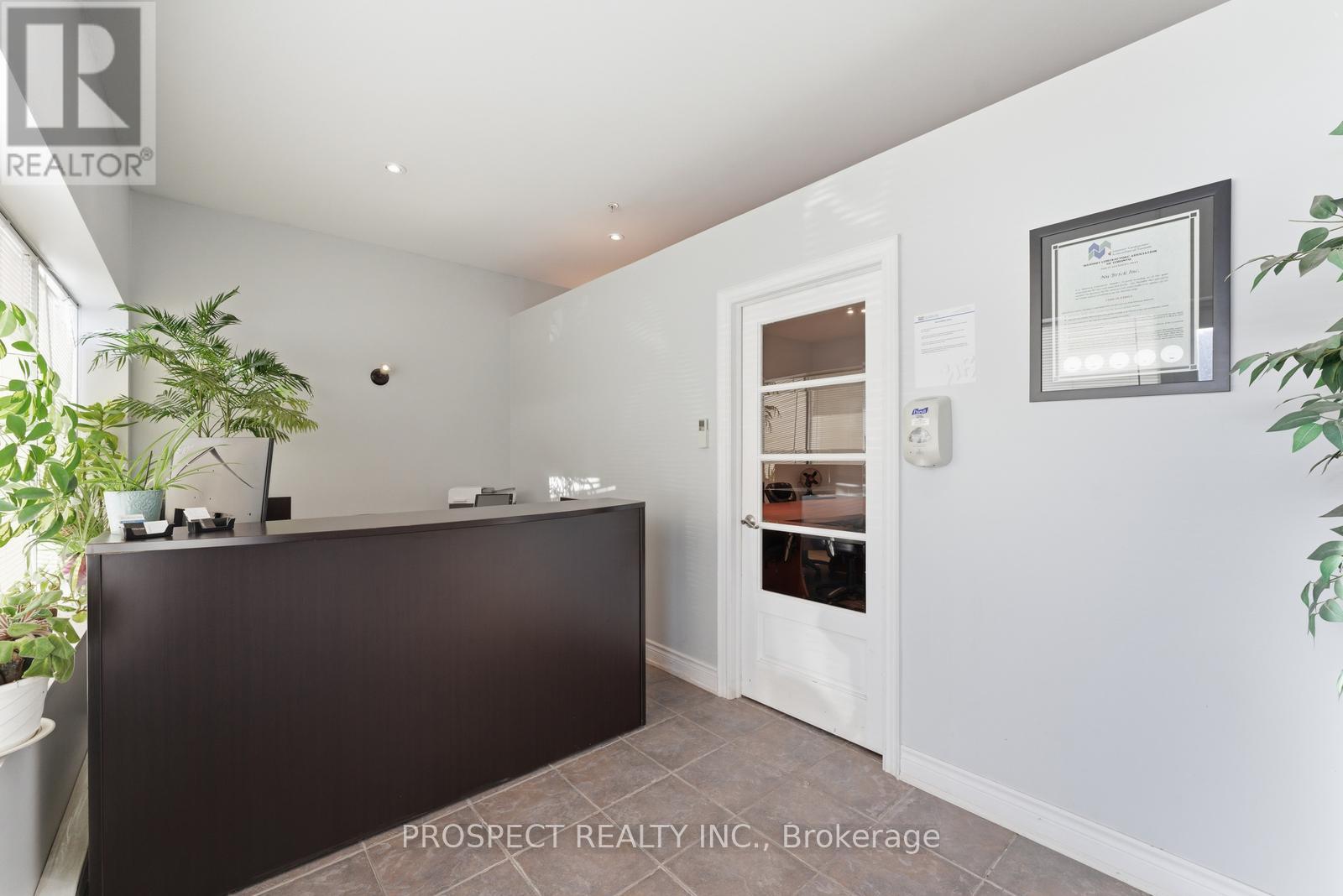 2 - 365 Healey Road, Caledon, Ontario  L7E 5C1 - Photo 8 - W13110138