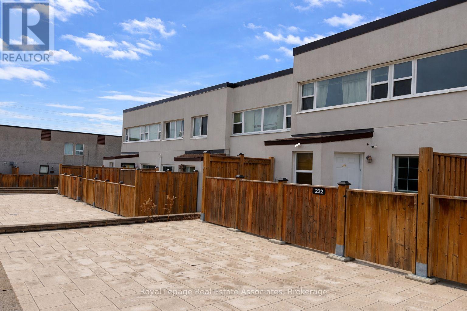 222 - 1055 Dundas Street E, Mississauga, Ontario  L4Y 3X6 - Photo 30 - W13110164