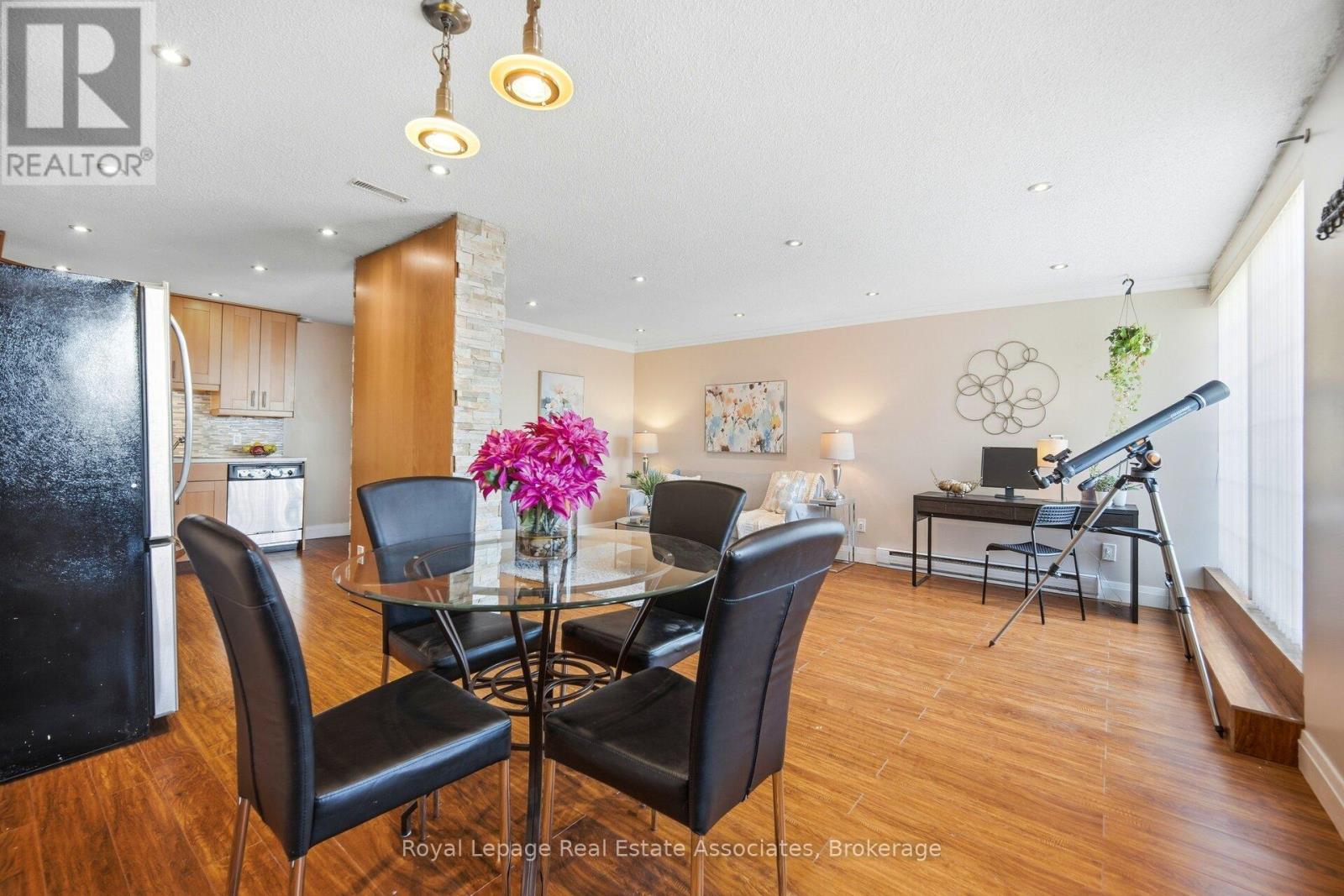222 - 1055 Dundas Street E, Mississauga, Ontario  L4Y 3X6 - Photo 5 - W13110164
