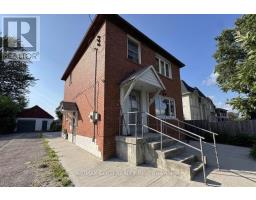 15 SCARBORO STREET, Mississauga, Ontario