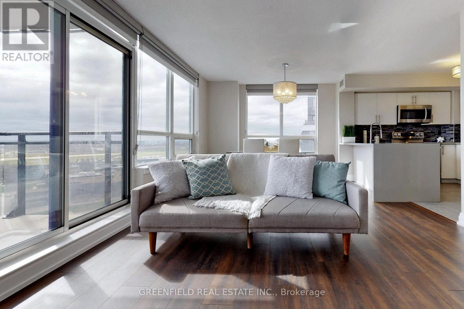 1214 - 1070 Sheppard Avenue W, Toronto, Ontario  M3J 0G8 - Photo 4 - W13110228