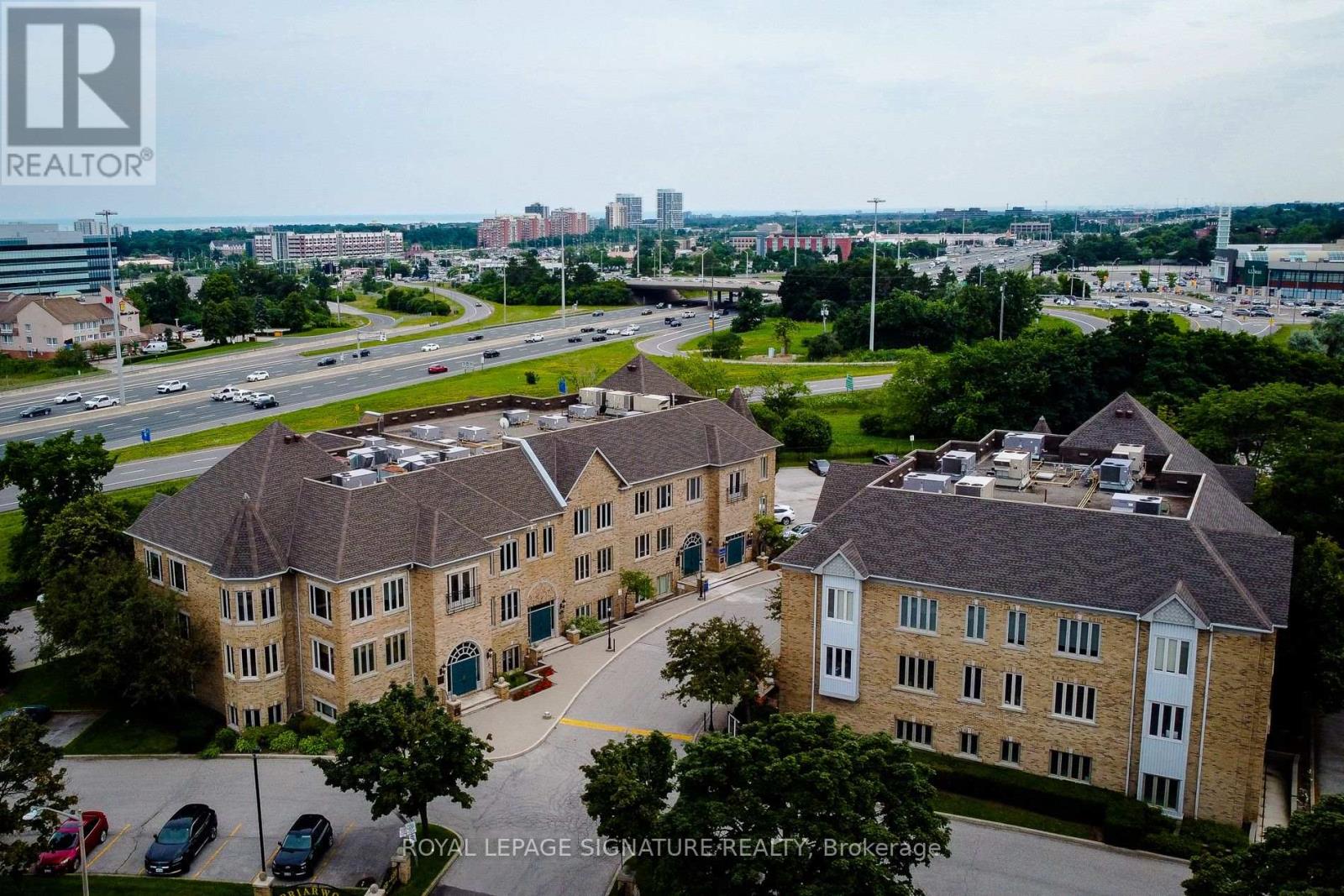300 - 416 NORTH SERVICE ROAD E, Oakville, Ontario