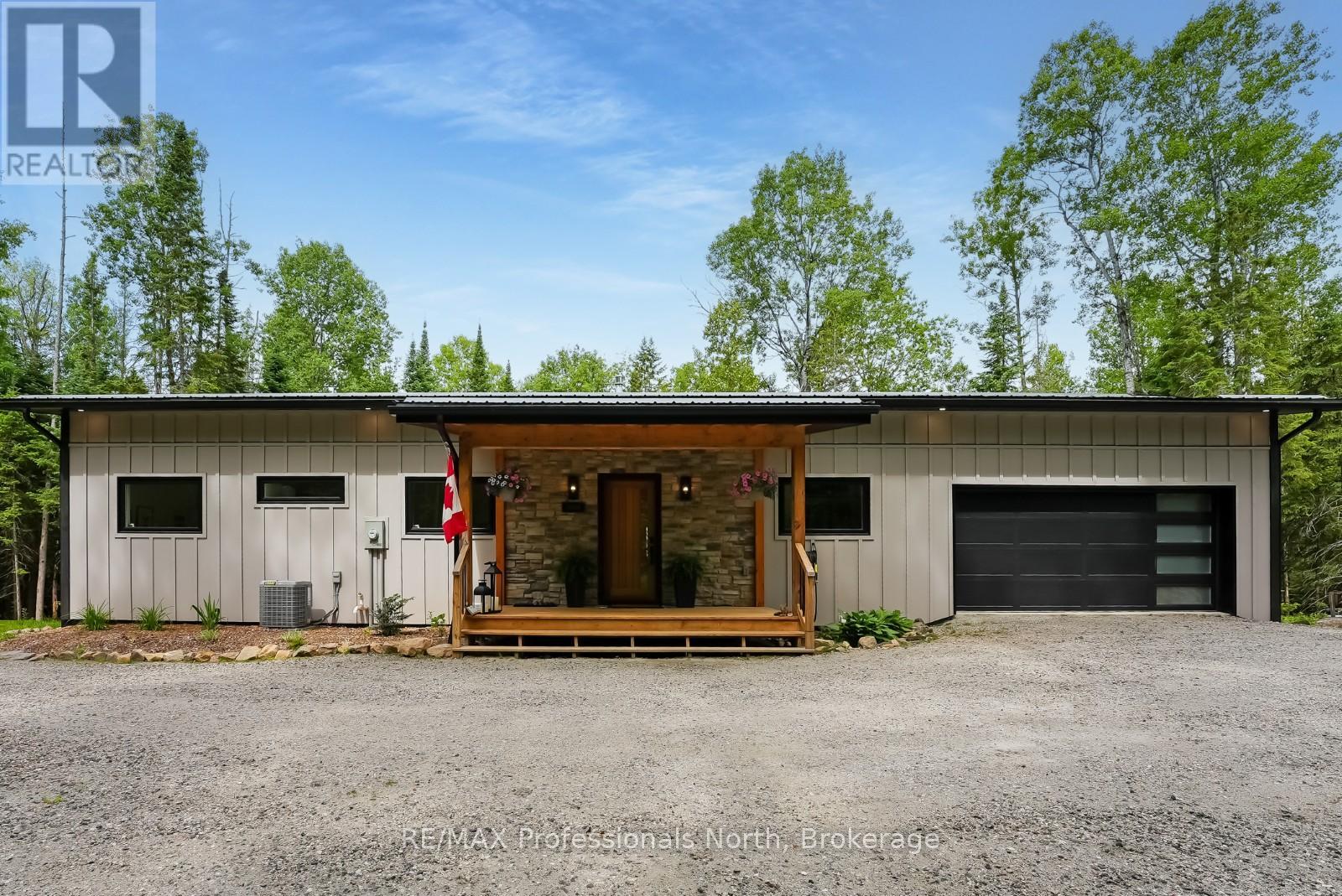 1086 Stothart Creek Road, Dysart Et Al, Ontario  K0M 1S0 - Photo 3 - X12833574