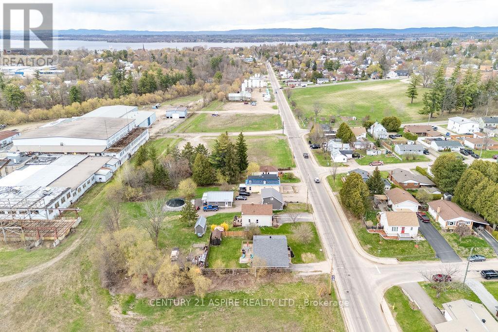 832 River Road, Pembroke, Ontario  K8A 1A7 - Photo 46 - X13110094