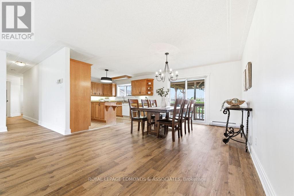 47 Cameron Street, Whitewater Region, Ontario  K0J 1C0 - Photo 11 - X13110212