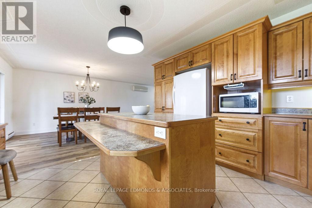 47 Cameron Street, Whitewater Region, Ontario  K0J 1C0 - Photo 13 - X13110212
