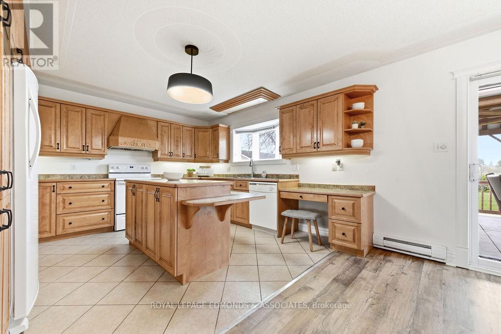 47 Cameron Street, Whitewater Region, Ontario  K0J 1C0 - Photo 14 - X13110212