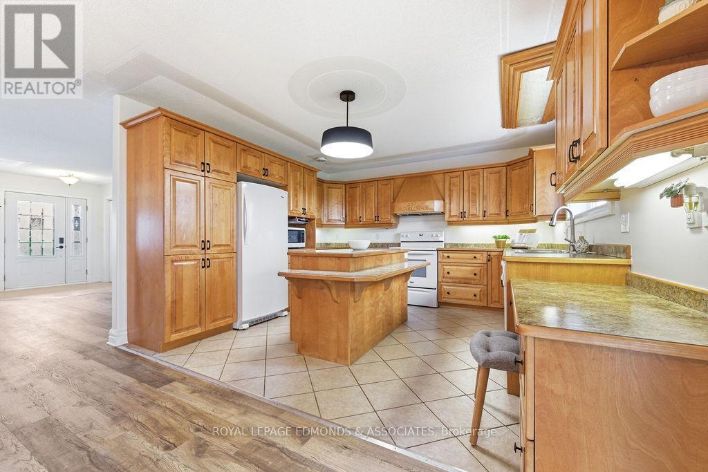 47 Cameron Street, Whitewater Region, Ontario  K0J 1C0 - Photo 16 - X13110212