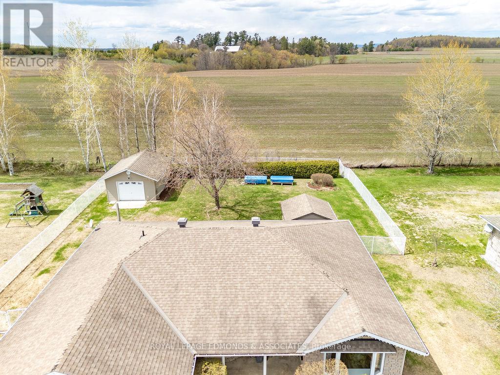 47 Cameron Street, Whitewater Region, Ontario  K0J 1C0 - Photo 34 - X13110212