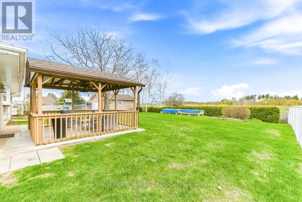 47 Cameron Street, Whitewater Region, Ontario  K0J 1C0 - Photo 41 - X13110212
