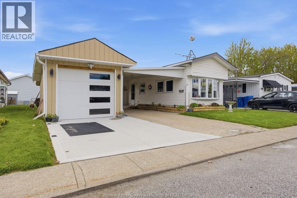 MLS# 26010657: 4 MALDEN HILL, Amherstburg, Canada