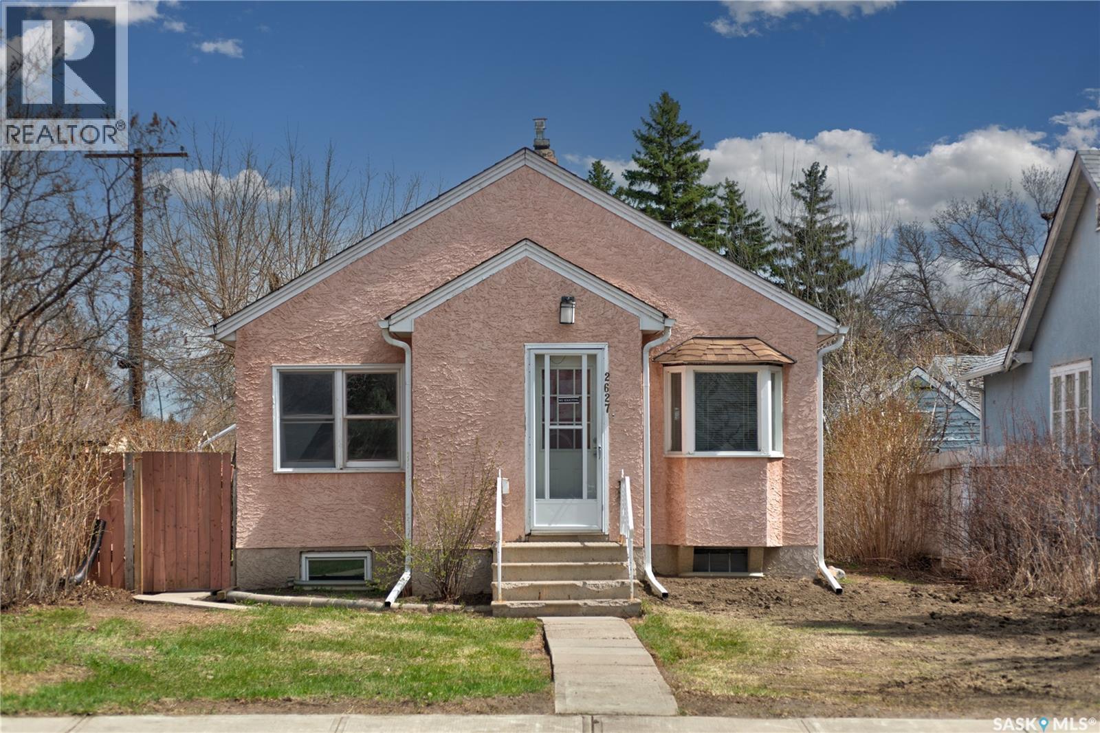 2627 Atkinson Street, Regina, Saskatchewan  S4N 3Y1 - Photo 1 - SK035560
