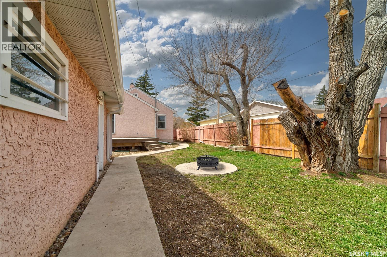 2627 Atkinson Street, Regina, Saskatchewan  S4N 3Y1 - Photo 25 - SK035560