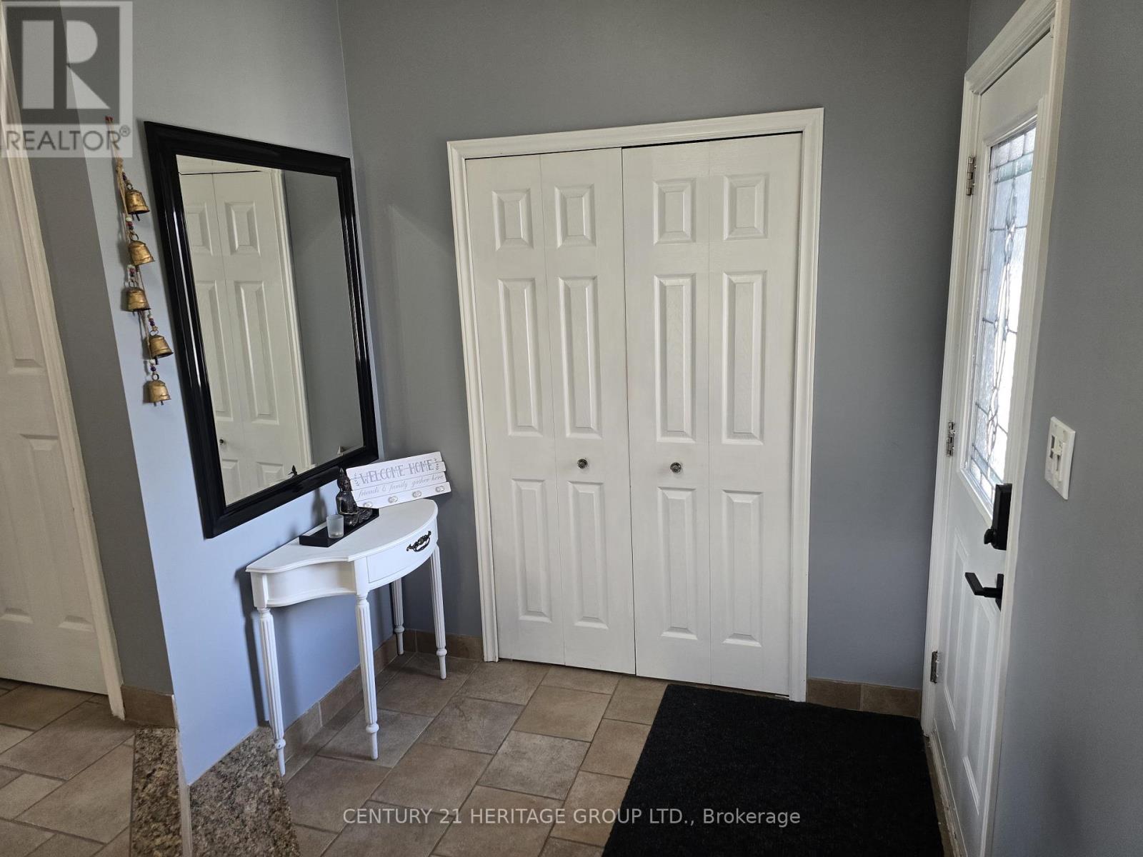 42 Millpond Place, Hamilton, Ontario  L8W 2W8 - Photo 4 - X13110090