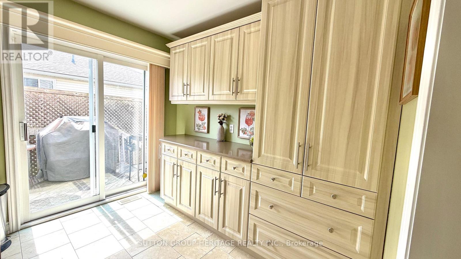 227 Victoria Avenue W, Kawartha Lakes, Ontario  K9V 6C9 - Photo 11 - X13110132