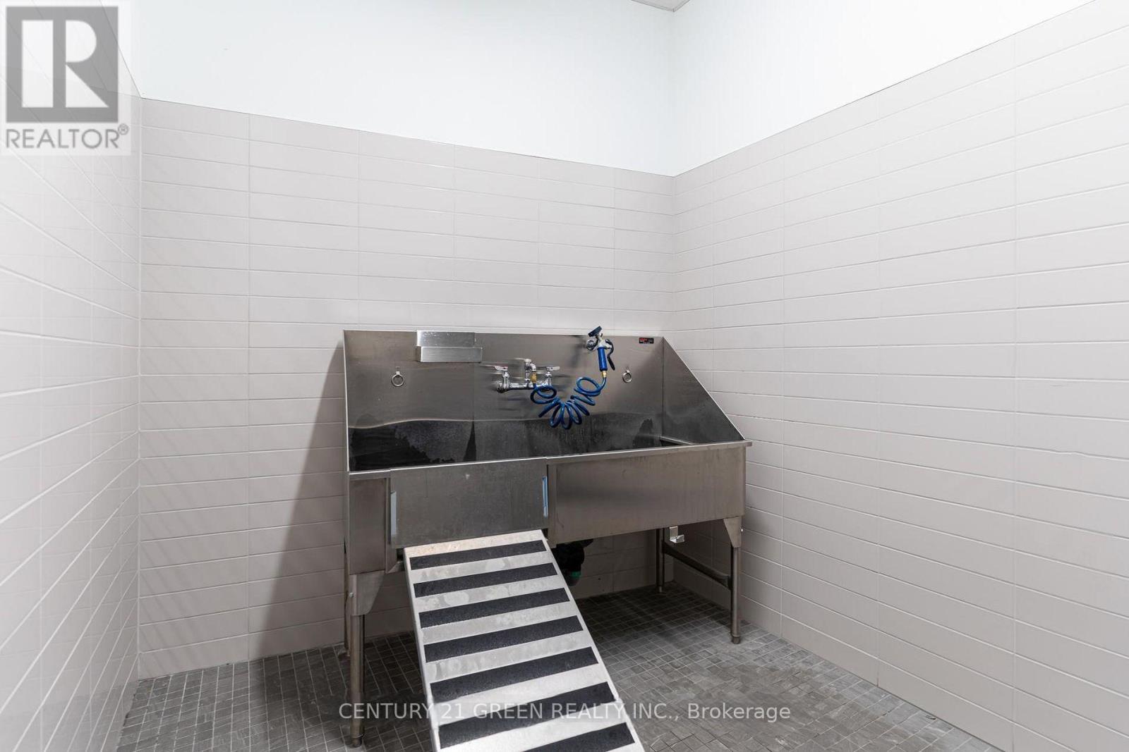 306 - 1333 Weber Street E, Kitchener, Ontario  N2A 1C2 - Photo 6 - X13110244