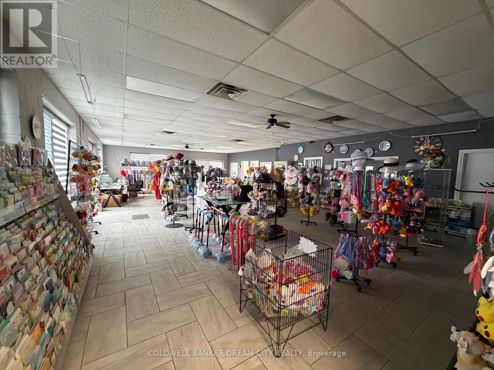8629 Middle Line Road, Chatham-Kent, Ontario  N0P 1G0 - Photo 18 - X13110256
