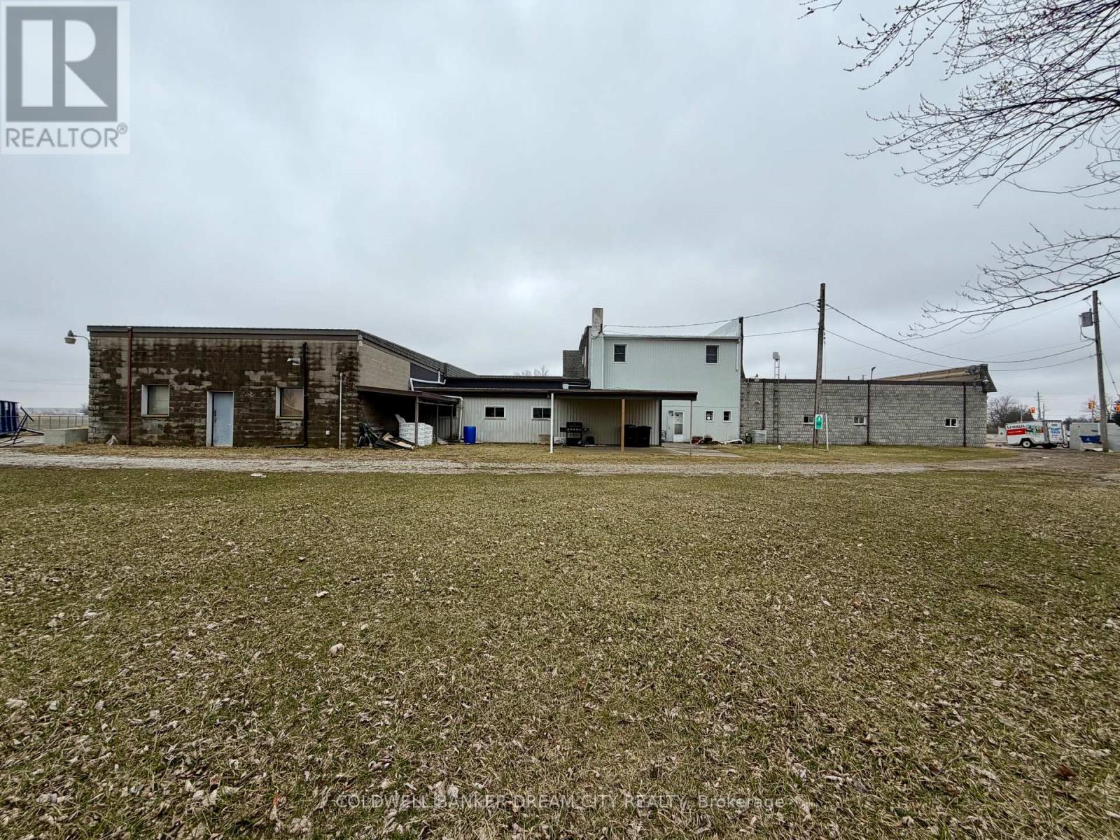 8629 Middle Line Road, Chatham-Kent, Ontario  N0P 1G0 - Photo 23 - X13110256