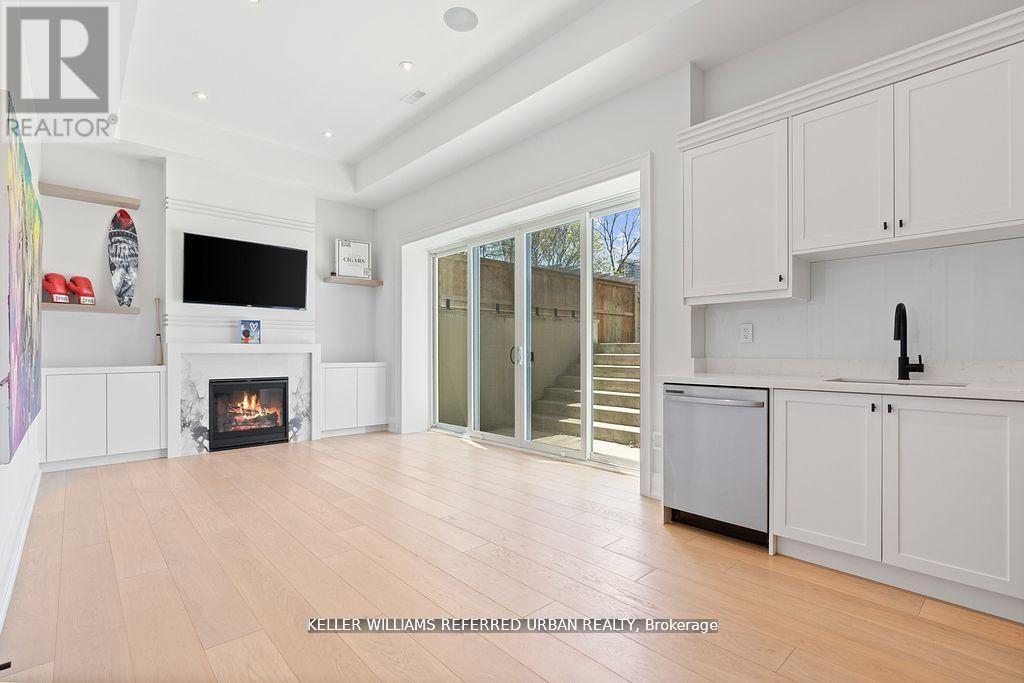 54 Cronin Drive, Toronto, Ontario  M9B 4V1 - Photo 33 - W13110114