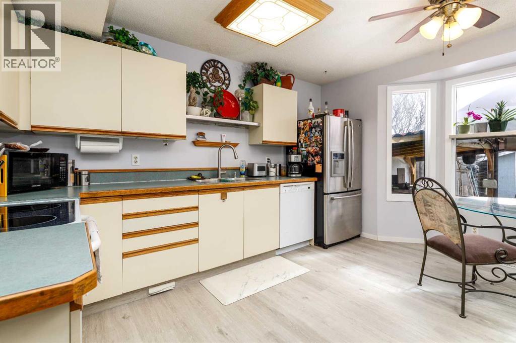27 Kovac, Red Deer, Alberta  T4P 3M6 - Photo 6 - A2301597
