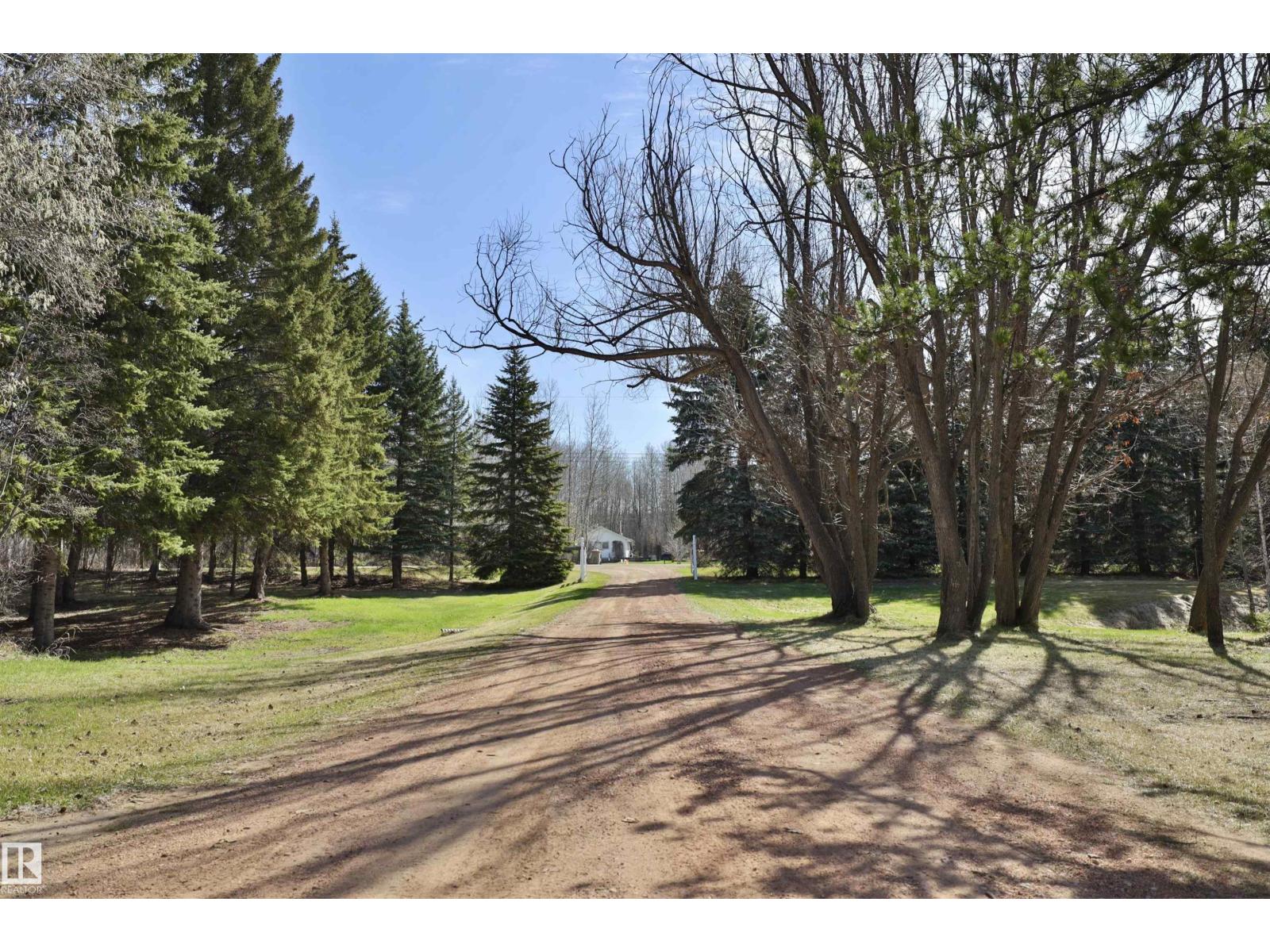 4701 22 St, Rural Wetaskiwin County, Alberta  T0C 2C0 - Photo 3 - E4486969
