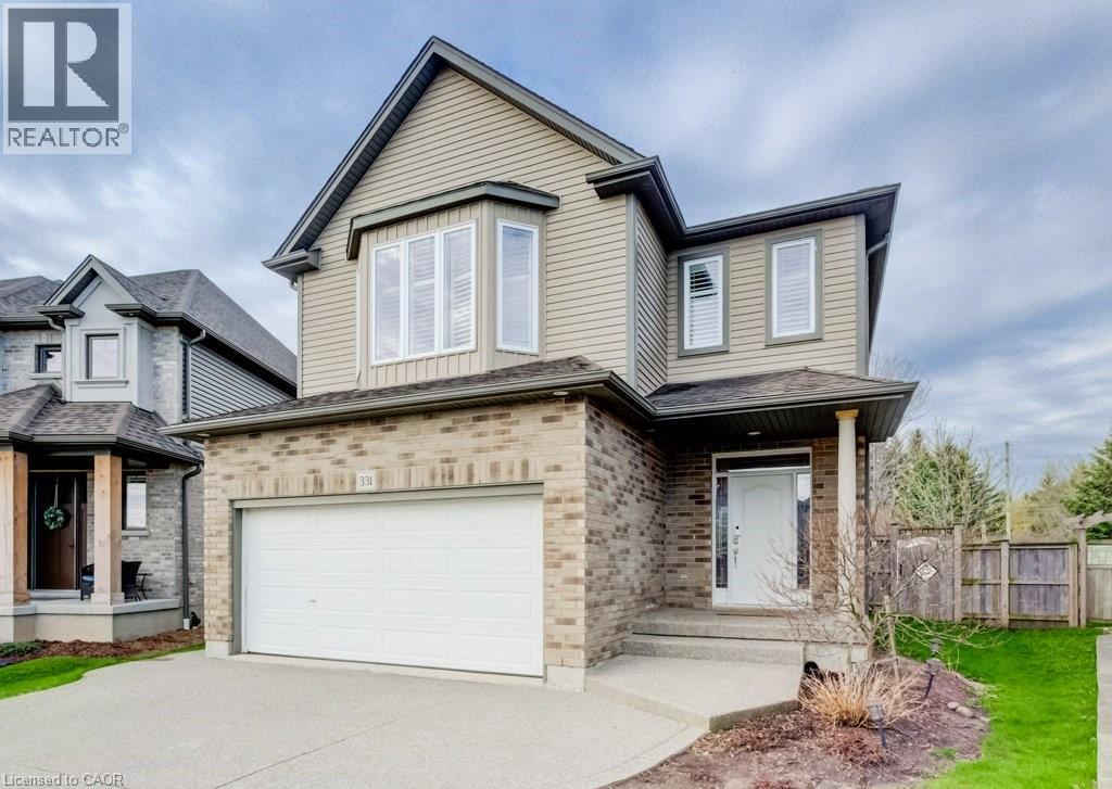 331 Westpark Crescent, Waterloo, Ontario  N2T 3A2 - Photo 3 - 40825731