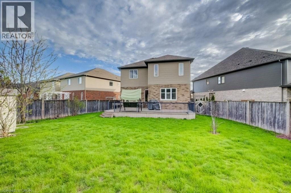 331 Westpark Crescent, Waterloo, Ontario  N2T 3A2 - Photo 40 - 40825731