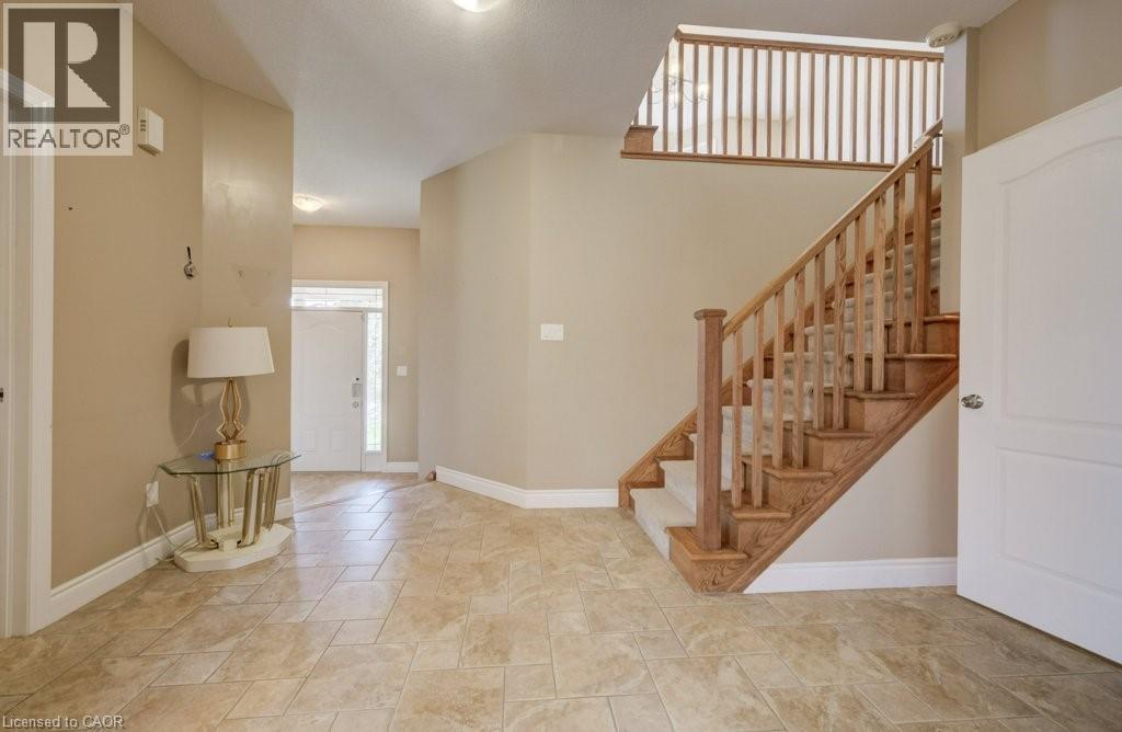 331 Westpark Crescent, Waterloo, Ontario  N2T 3A2 - Photo 5 - 40825731