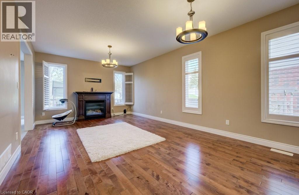 331 Westpark Crescent, Waterloo, Ontario  N2T 3A2 - Photo 6 - 40825731
