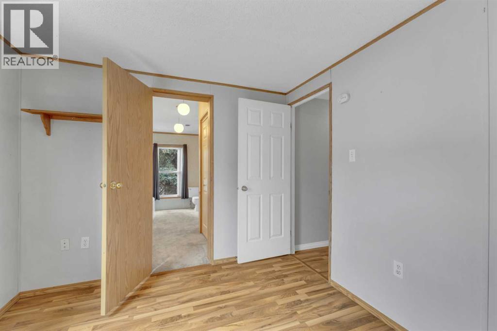 101, 37543 England Way, Rural Red Deer County, Alberta  T4S 2C3 - Photo 27 - A2304917