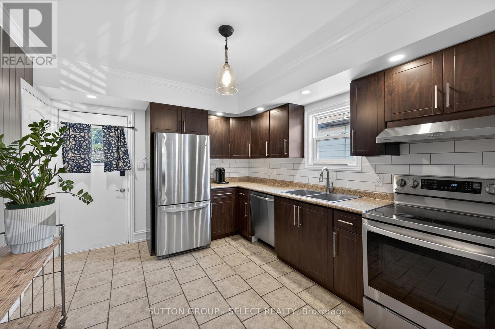 48 Barker Street, London East, Ontario  N5Y 1X6 - Photo 7 - X13110284
