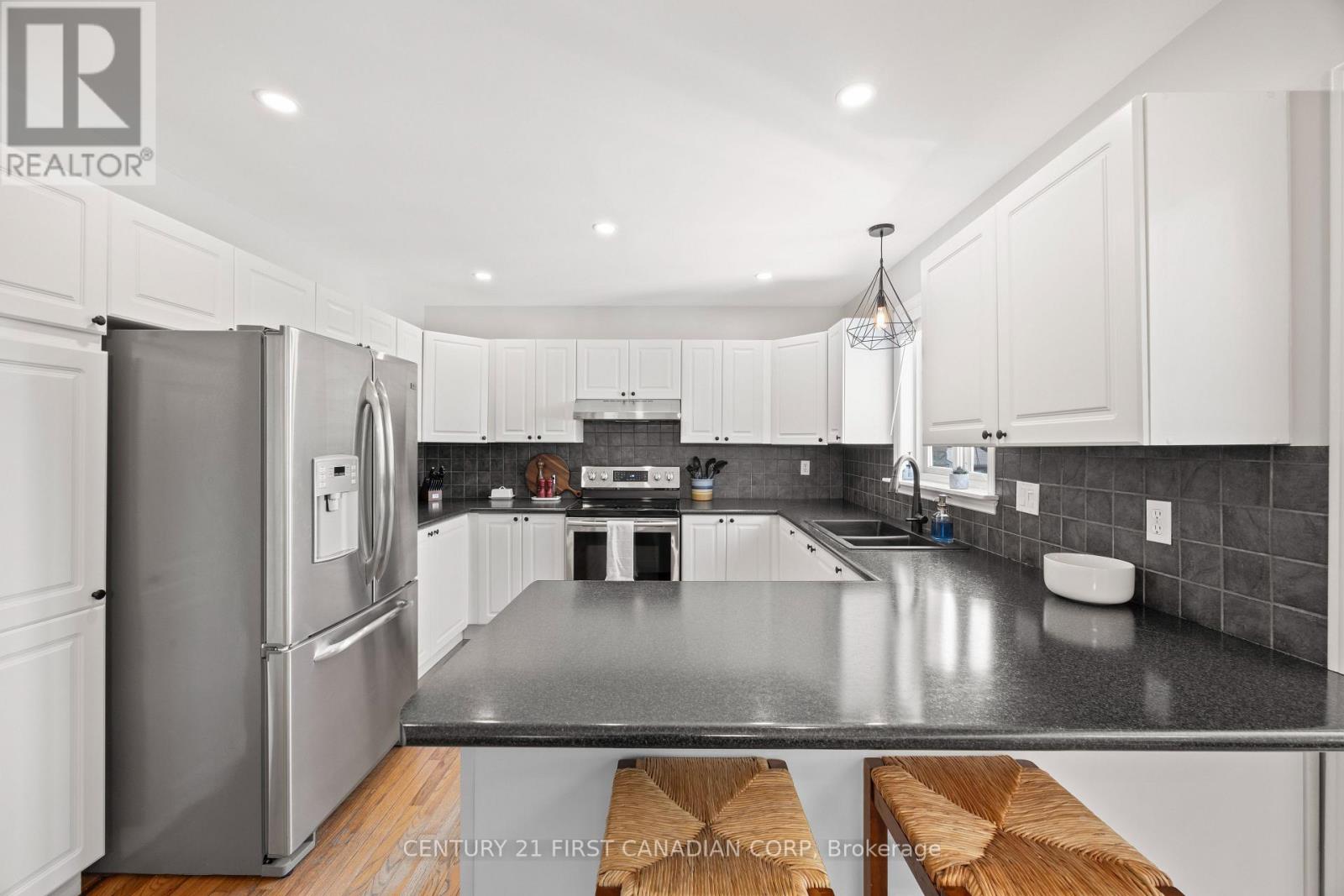114 Brookfield Street, Middlesex Centre, Ontario  N0M 1P0 - Photo 17 - X13110316