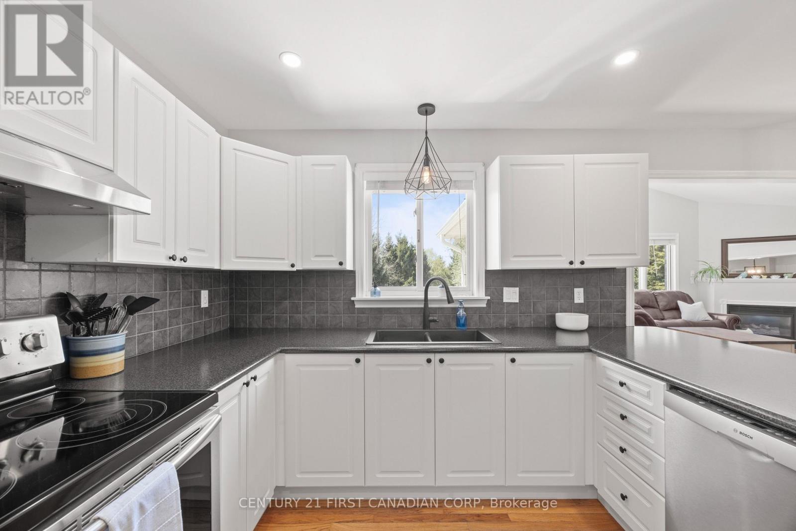 114 Brookfield Street, Middlesex Centre, Ontario  N0M 1P0 - Photo 19 - X13110316