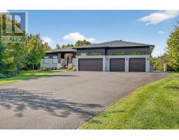 120 DERBEYSHIRE STREET, Ottawa, Ontario